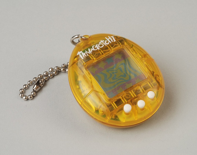 Een gele tamagotchi