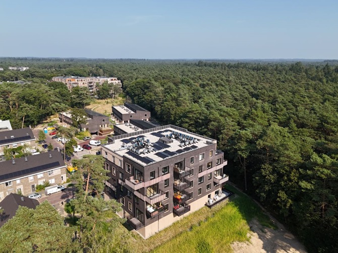 Het nieuwbouwcomplex Boshof van Woongroen in Kerckebosch vanuit de lucht gezien